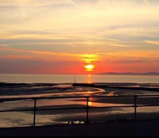 Spacious Newly Built Apartment Rhos On Sea, Colwyn Bay Exteriér fotografie