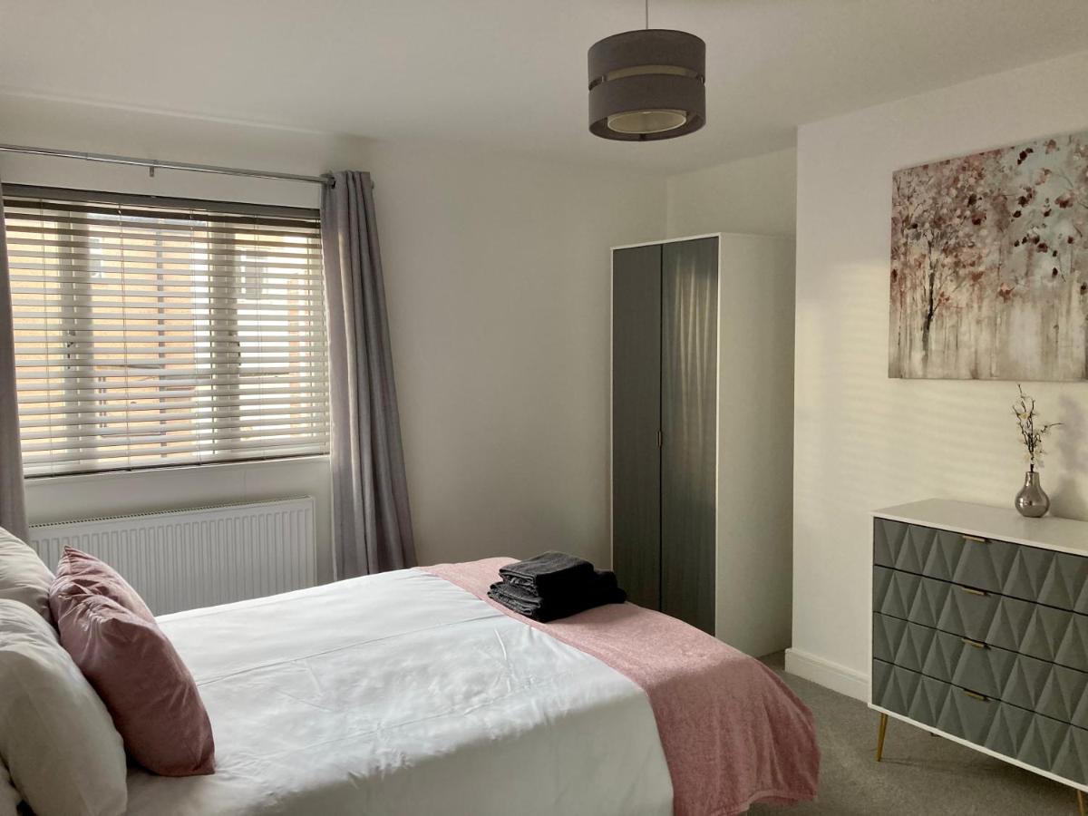Spacious Newly Built Apartment Rhos On Sea, Colwyn Bay Exteriér fotografie