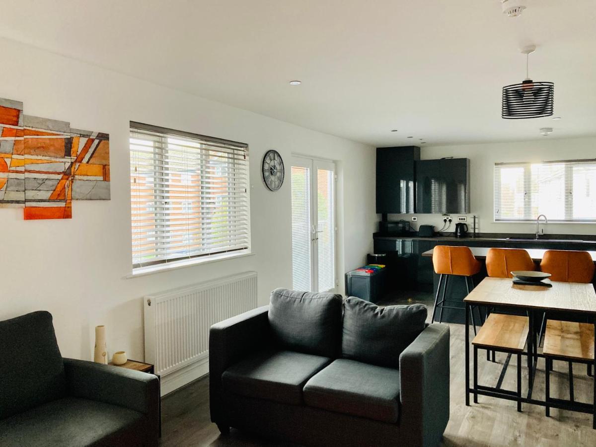Spacious Newly Built Apartment Rhos On Sea, Colwyn Bay Exteriér fotografie